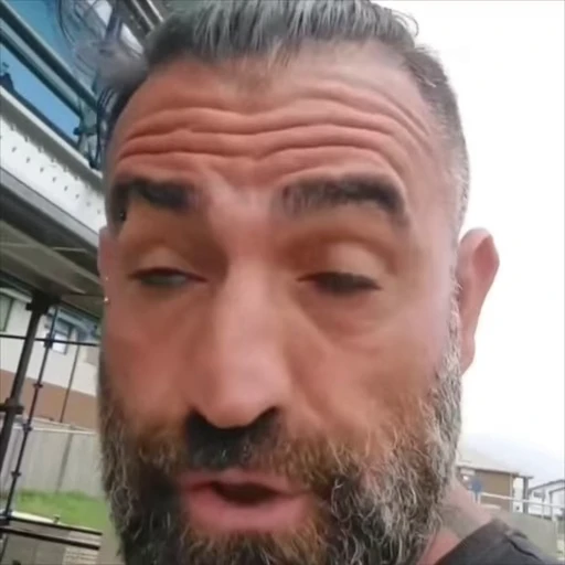 😐 Стикер «Persian memes» для Telegram