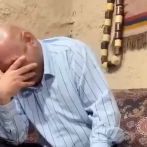 😂 Стикер «Persian memes» для Telegram