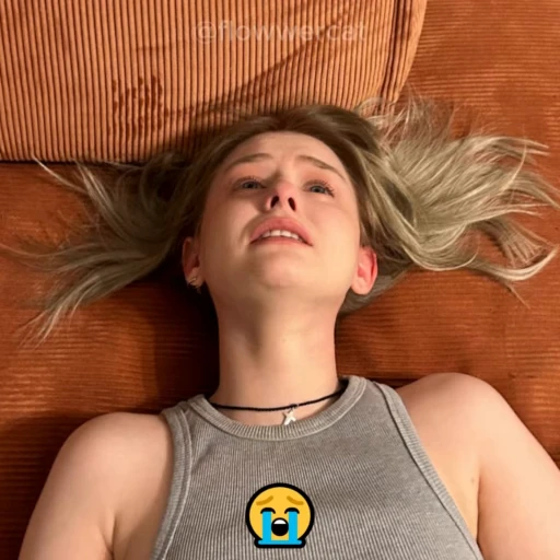 😭 Стикер «Персиковый Лес» для Telegram