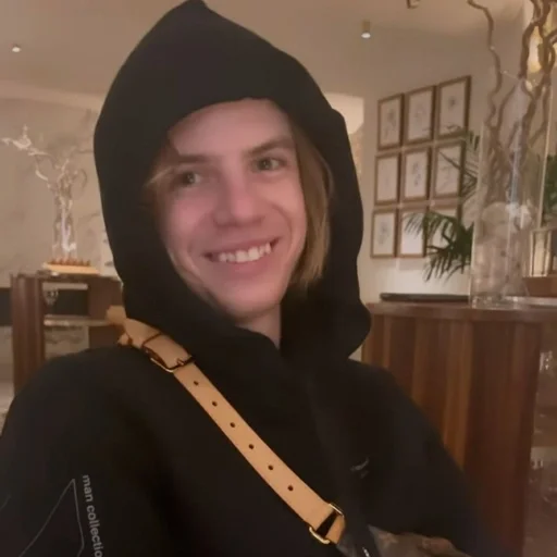 🥺 Стикер «PHARAOH» для Telegram