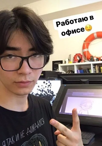 ✨ Стикер «Студия Феникс» для Telegram