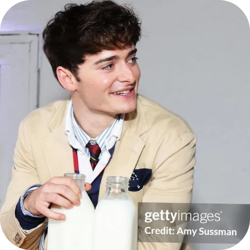 👔 Стикер «ноа шнаппик» для Telegram