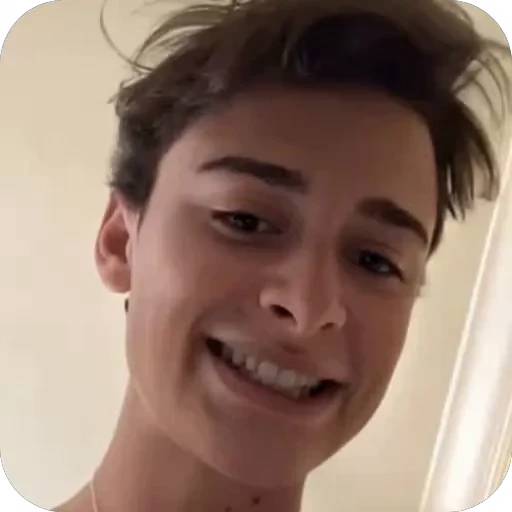 🤪 Стикер «ноа шнаппик» для Telegram