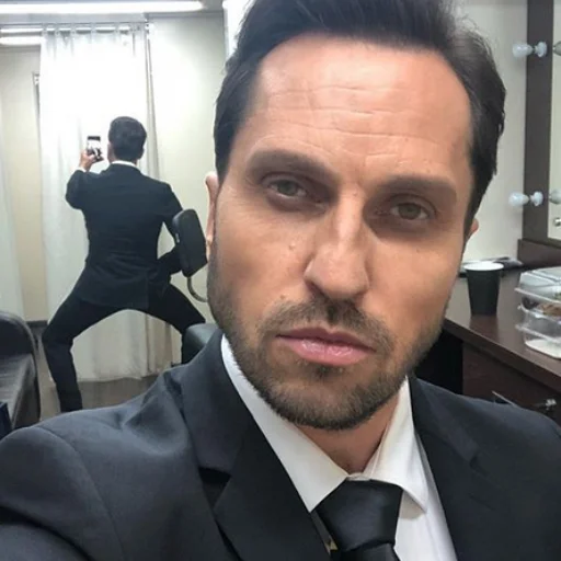🕺 Стикер «артур пирожков» для Telegram
