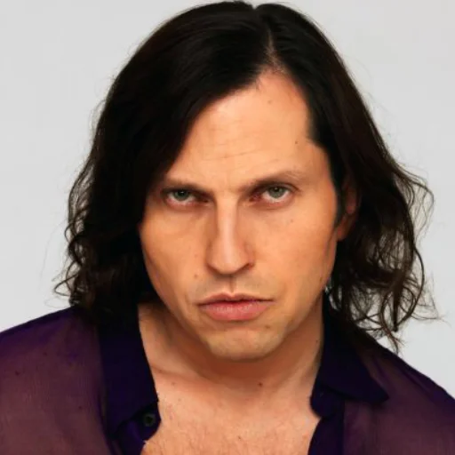 😏 Стикер «артур пирожков» для Telegram