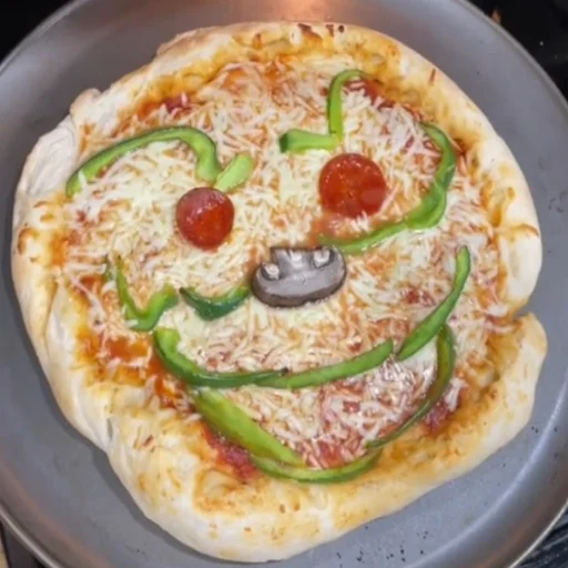 🍕 Стикер «Пеппино стикеры» для Telegram