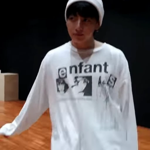 🕳️ Стикер «bts jungkook» для Telegram