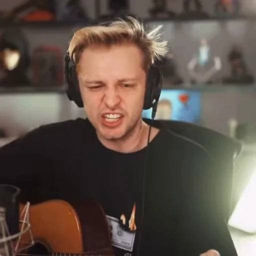 🎸 Стикер «Стинтлер» для Telegram