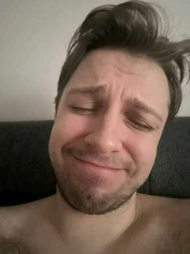 😎 Стикер «Стинтлер» для Telegram