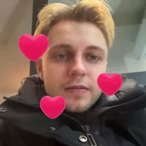 🥰 Стикер «Стинтлер» для Telegram