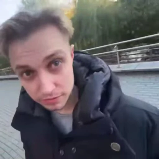 😟 Стикер «Стинтлер» для Telegram