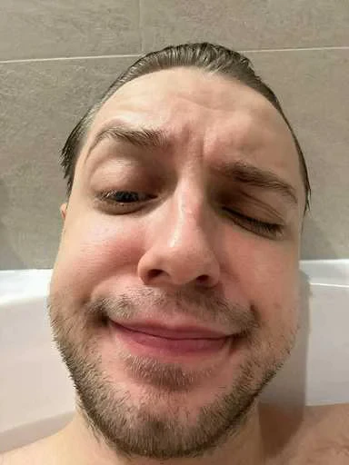 😳 Стикер «Стинтлер» для Telegram