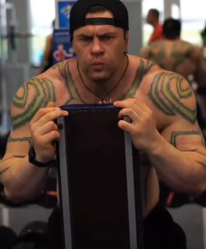 🤨 Стикер «Russian Gym» для Telegram
