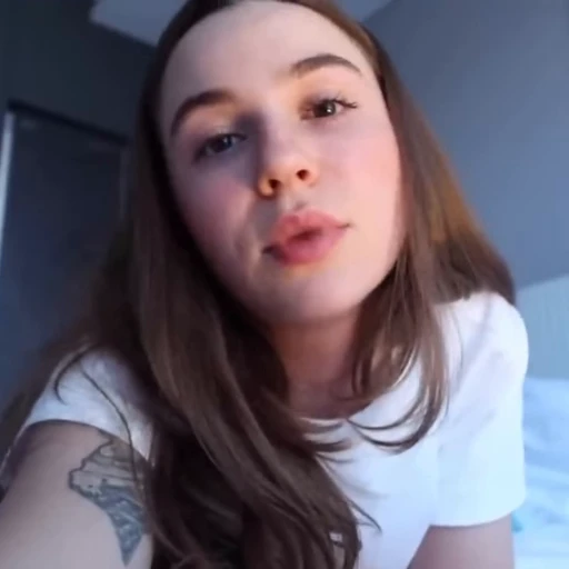 🥹 Стикер «maryana ro» для Telegram