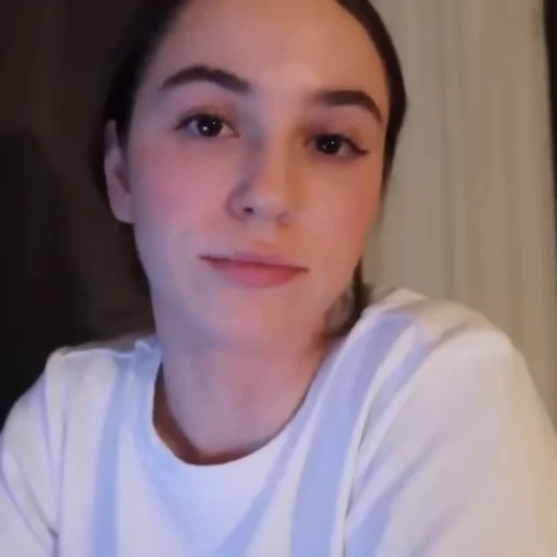😘 Стикер «maryana ro» для Telegram