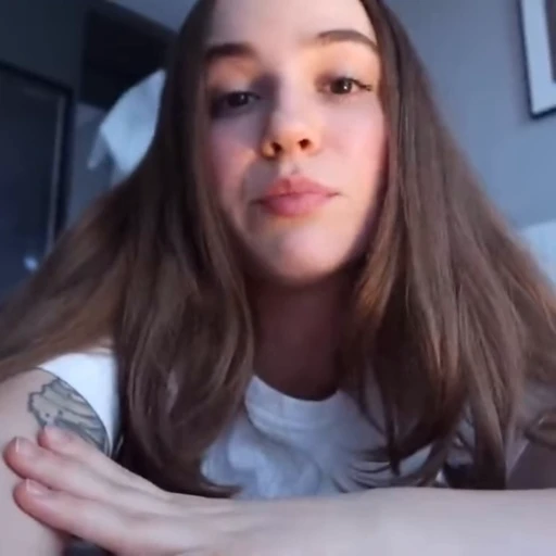 😘 Стикер «maryana ro» для Telegram