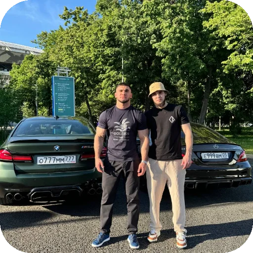 🚗 Стикер «АСХАБ ТАМАЕВ РАКЕТКА» для Telegram
