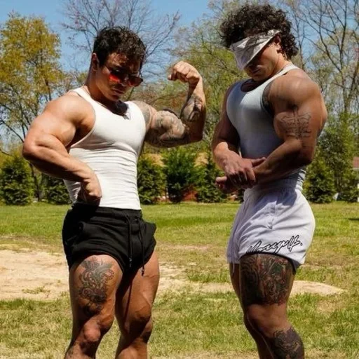 🥵 Стикер «THE TREN TWINS» для Telegram