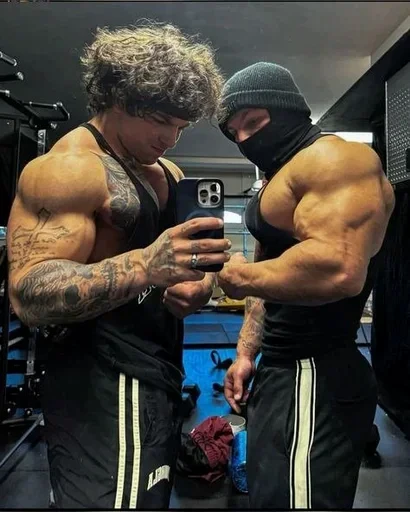 😡 Стикер «THE TREN TWINS» для Telegram