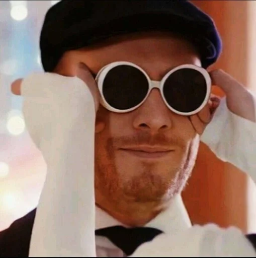 😎 Стикер «Постучись в мою дверь» для Telegram