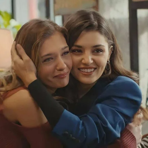👩‍❤️‍👩 Стикер «Постучись в мою дверь» для Telegram