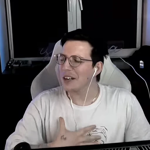 🪿 Стикер «drakeoopc» для Telegram