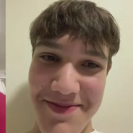 😀 Стикер «Поля лучик света» для Telegram