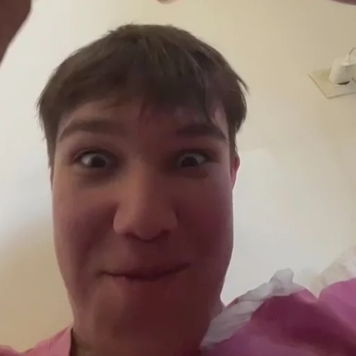 😃 Стикер «Поля лучик света» для Telegram