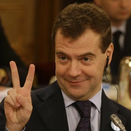✌️ Стикер «Политмемчики» для Telegram