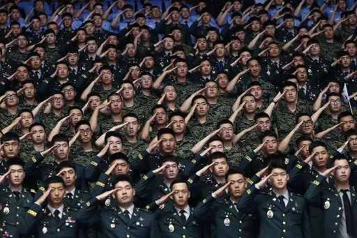 🫡 Стикер «Press F to Respect» для Telegram