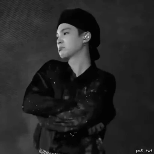 🌟 Стикер «min yoongi» для Telegram