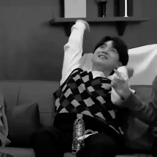 🌟 Стикер «min yoongi» для Telegram