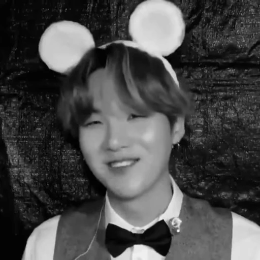 🌟 Стикер «min yoongi» для Telegram