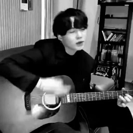 🌟 Стикер «min yoongi» для Telegram