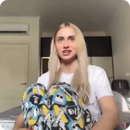 🙃 Стикер «priyatnogopoleta» для Telegram