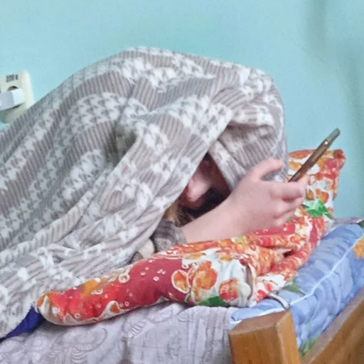🫣 Стикер «пуся?» для Telegram
