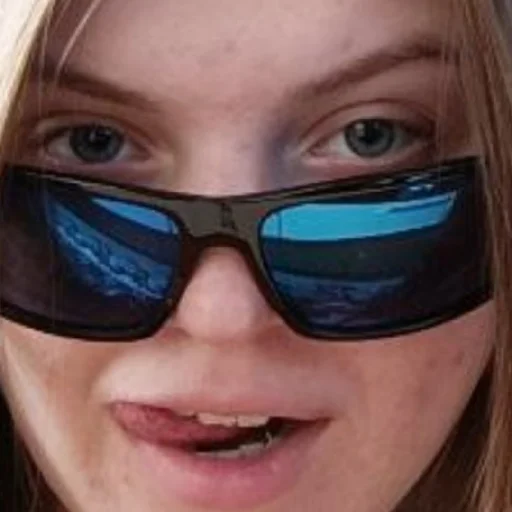 😏 Стикер «пуся?» для Telegram