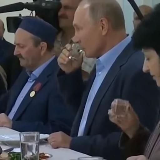 🥃 Стикер «Putin Russia» для Telegram