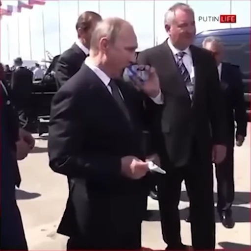 🍦 Стикер «Putin Russia» для Telegram