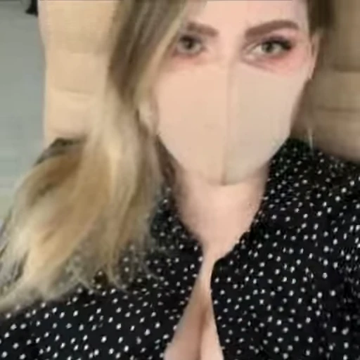 🙈 Стикер «Alina Rin» для Telegram