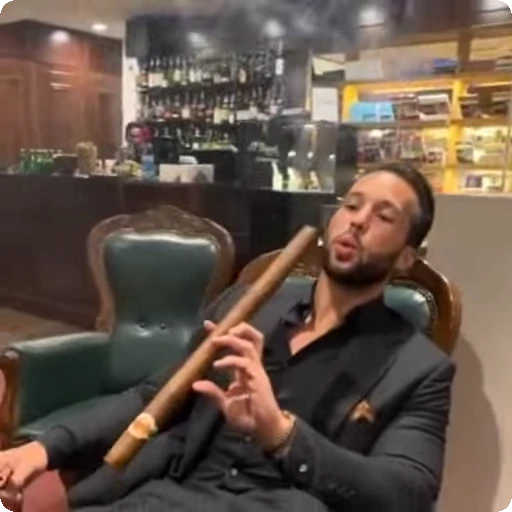 🚬 Стикер «Money Деньги» для Telegram