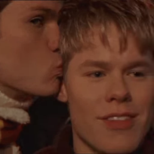 😘 Стикер «Queer As Folk» для Telegram