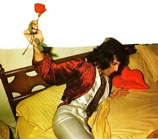 💐 Стикер «Queen» для Telegram