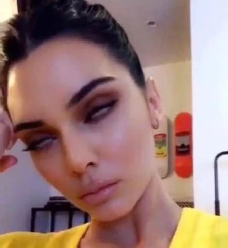 🙄 Стикер «KJ da queen» для Telegram