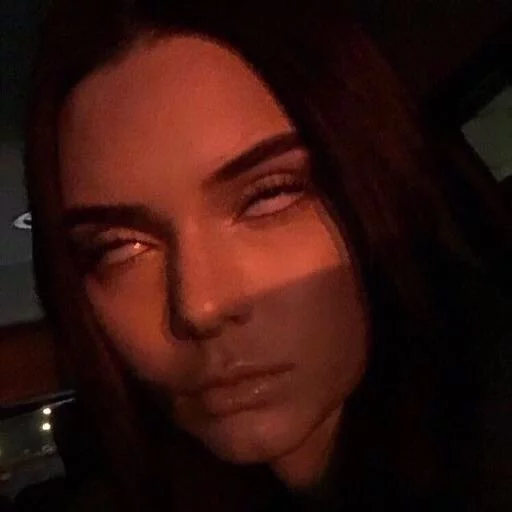 🙄 Стикер «KJ da queen» для Telegram