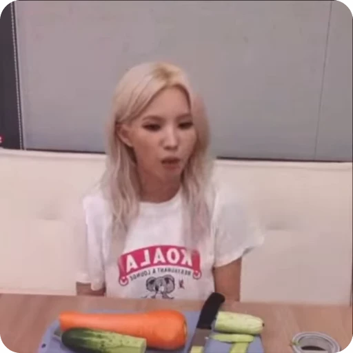 🫥 Стикер «Kpop» для Telegram