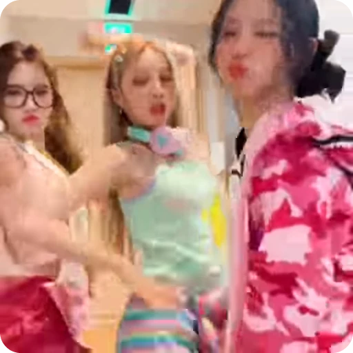 👯‍♀️ Стикер «Kpop» для Telegram