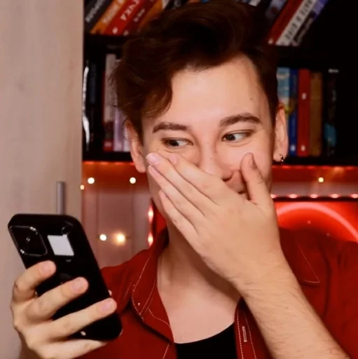🤭 Стикер «Anthony Uly» для Telegram