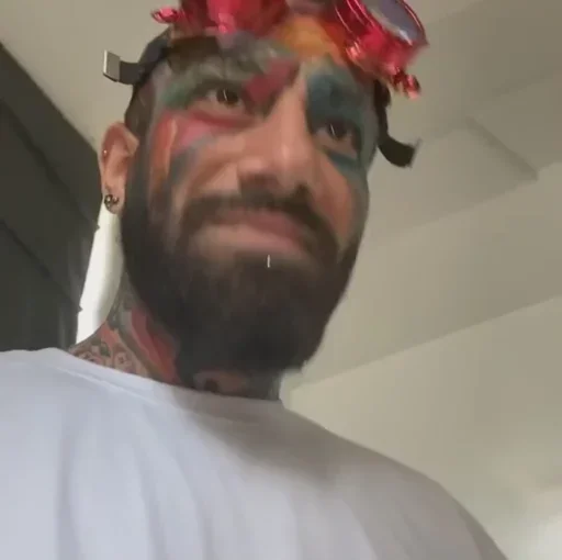 🤪 Стикер «Rainbow Man» для Telegram