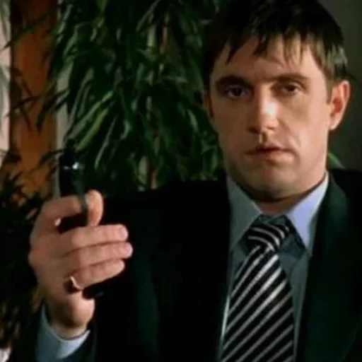 🔫 Стикер «смотрю русское тв и радуюсь жизни» для Telegram